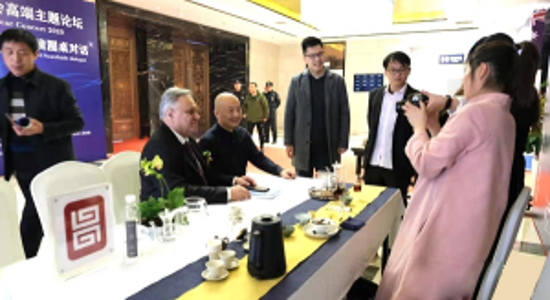 云南世昌兴茶叶与河南省服装行业协会携手实现衣与茶融合发展