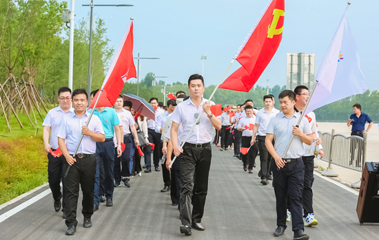 郑州市青年企业家商会举办“庆祝建党99周年暨商会成立一周年”活动