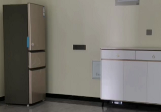 冰箱的小孔是干啥的？冰箱多久才可以制冷？使用冰箱的注意事项有哪些
